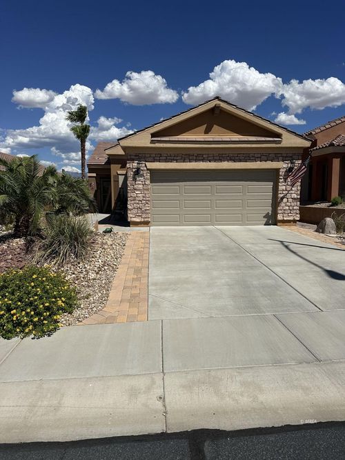 1074 Sundial Ln, Mesquite, NV, 89034 | Card Image