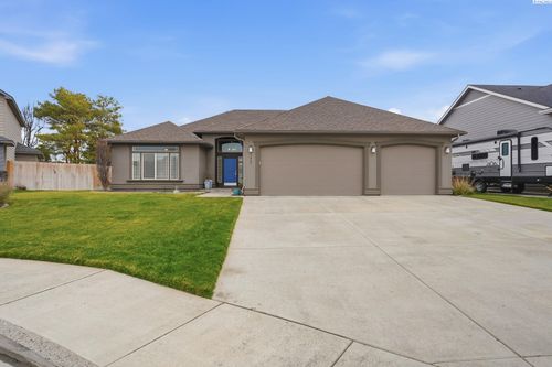 177 Mata Rd, Richland, WA, 99352 | Card Image