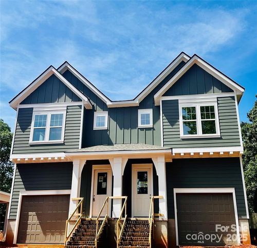 2522 Elkwood Cir, Charlotte, NC, 28205-2118 | Card Image