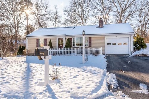 21 Spinning Brook Rd, South Yarmouth, MA, 02664-4032 | Card Image