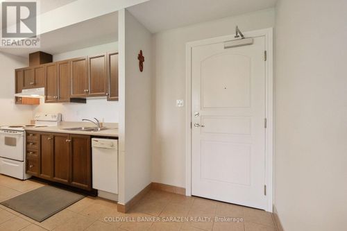 505-100 Roger Guindon Avenue, Ottawa, ON, K1G3Z7 | Card Image