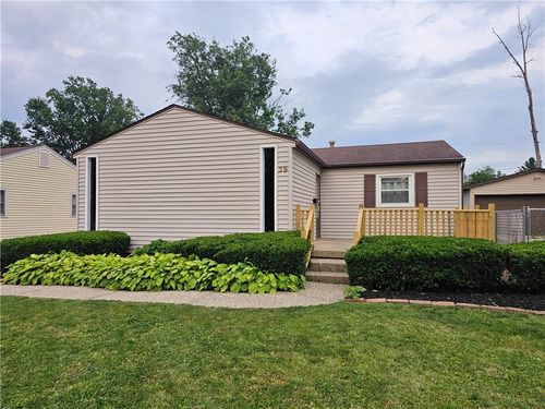 39 E Imboden Dr, Decatur, IL, 62521-5443 | Card Image