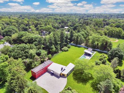 16 Burr School Road, House other with 5 bedrooms, 5 bathrooms and null parking in Westport CT | Image 1