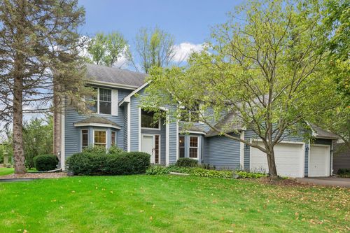 26145 Oak Leaf Trl, Shorewood, MN, 55331-8475 | Card Image