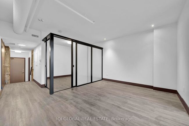 404 - 121 King St E, Condo with 1 bedrooms, 1 bathrooms and null parking in Hamilton ON | Image 7