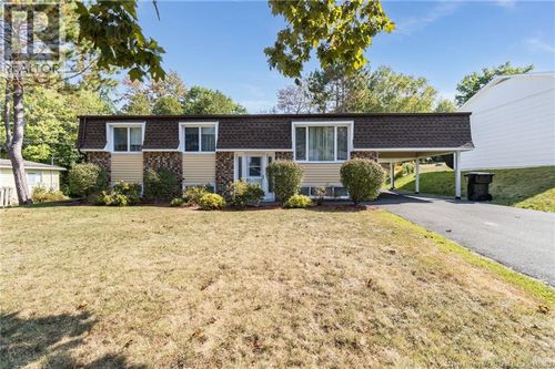 19 Mooers Dr, Fredericton, NB, E3C1K9 | Card Image