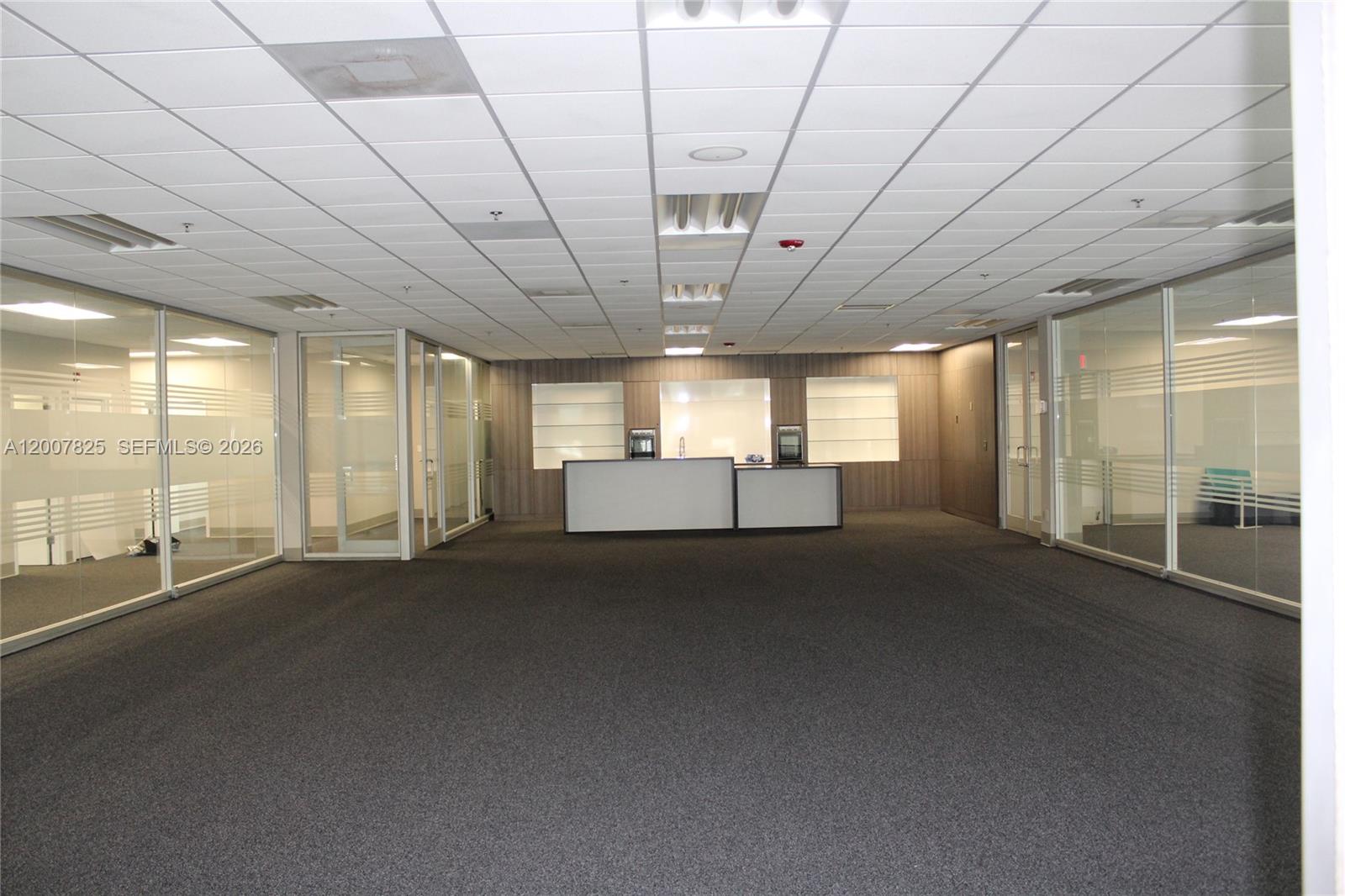 Commercial Lease in Doral 5
