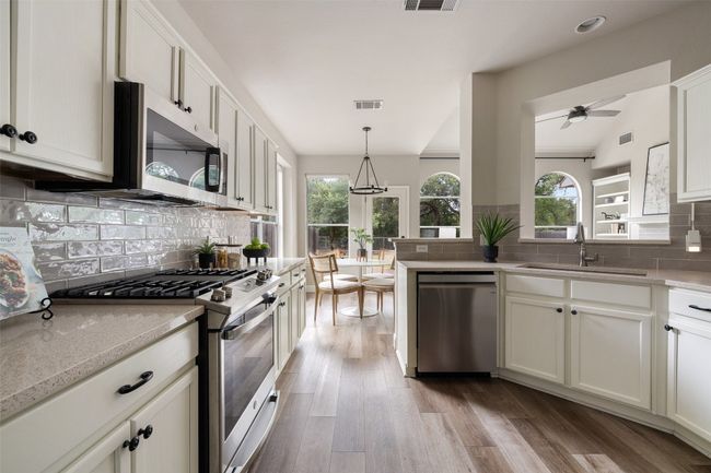 4604 Hibiscus Valley Dr, House other with 4 bedrooms, 3 bathrooms and 4 parking in Austin TX | Image 14