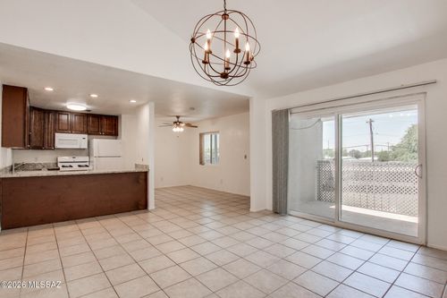 207-822 S Langley Ave, Tucson, AZ, 85710-4842 | Card Image
