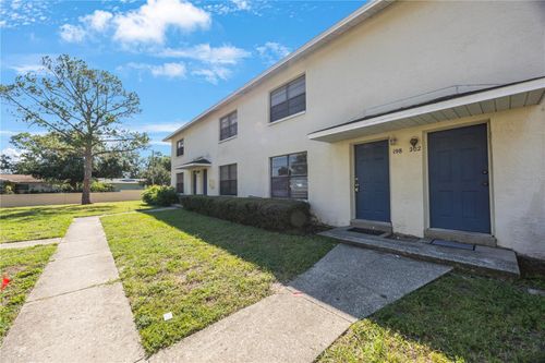 200 Westwood Ter N, St Petersburg, FL, 33710-8328 | Card Image