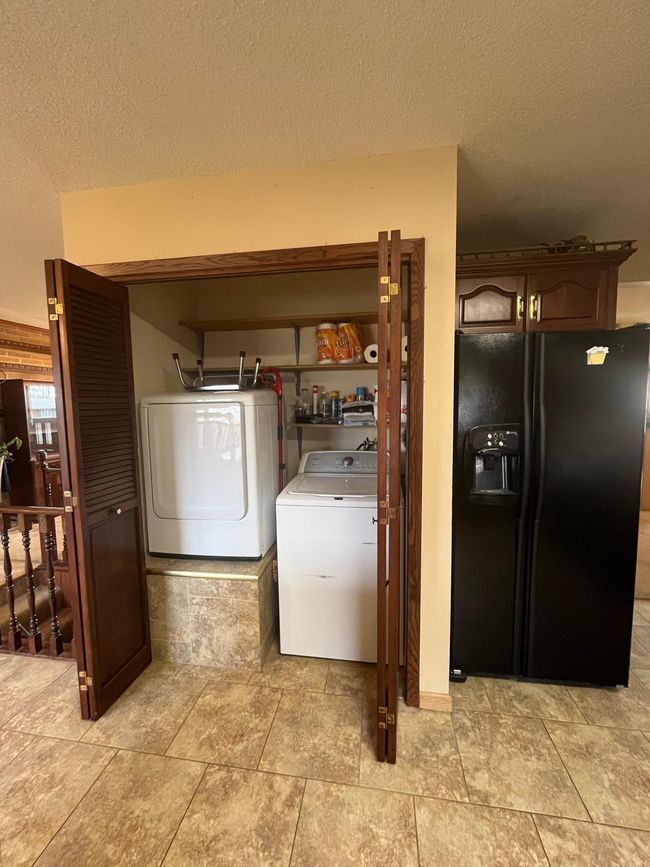 Laundry closet | Image 16