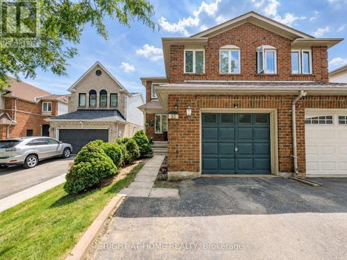 93 Townley Cres, Brampton, ON, L6Z4T1 | Card Image