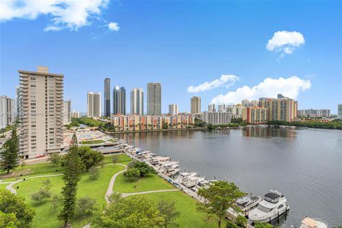 apt-1415-290 174th St, Sunny Isles Beach, FL, 33160-3252 | Card Image