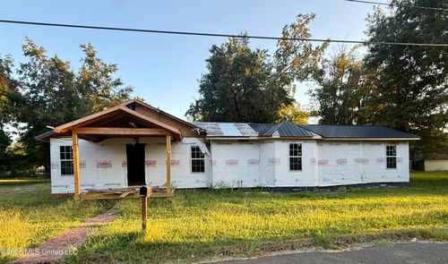 275 Ruby Ave, Drew, MS, 38737-3239 | Card Image