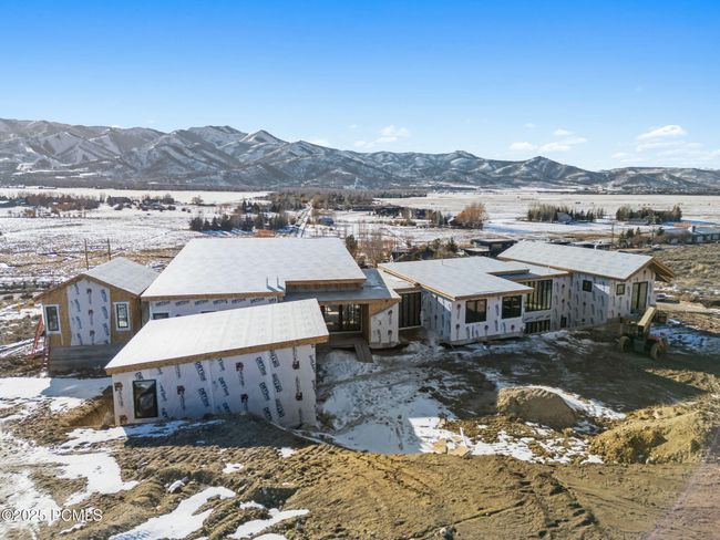 5220 Old Ranch Rd, Home with 7 bedrooms, 10 bathrooms and null parking in Park City UT | Image 12