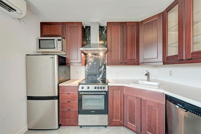 APT-102 - 1840 Burton Dr, Condo with 1 bedrooms, 1 bathrooms and 2 parking in Austin TX | Image 8