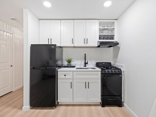 103-2 Greenbriar Dr, North Reading, MA, 01864-3127 | Card Image