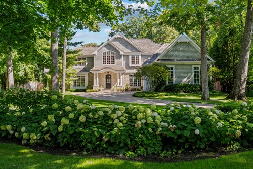 326 Witchwood Ln, Lake Bluff, IL, 60044-2767 | Card Image