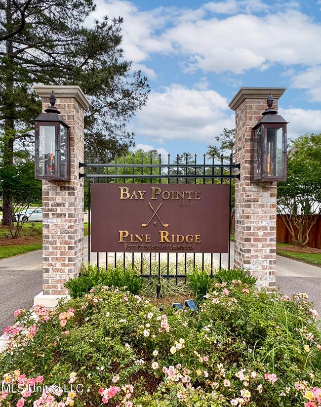 Bay Pointe Neighborhood Sign | Image 51