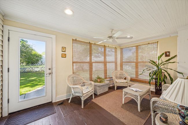 10753 Track Rd E, House other with 3 bedrooms, 4 bathrooms and null parking in Cat Spring TX | Image 16