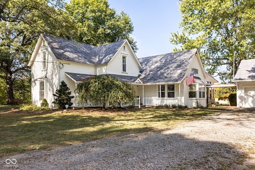 2520 W Blubaugh Ave, Thorntown, IN, 46071-9004 | Card Image