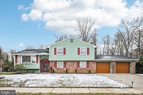 10 Dartmouth Dr, ATCO, NJ, 08004-2415 | Card Image