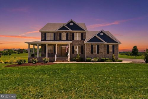 121 Nittany South Way, STEPHENS CITY, VA, 22655-5288 | Card Image