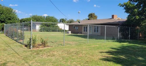 402 E Lincoln St, Hollis, OK, 73550-2040 | Card Image