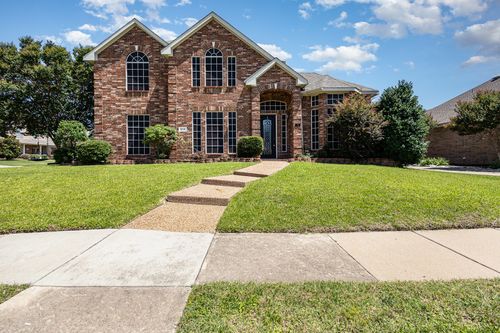 213 Sherwood Dr, Murphy, TX, 75094-4247 | Card Image