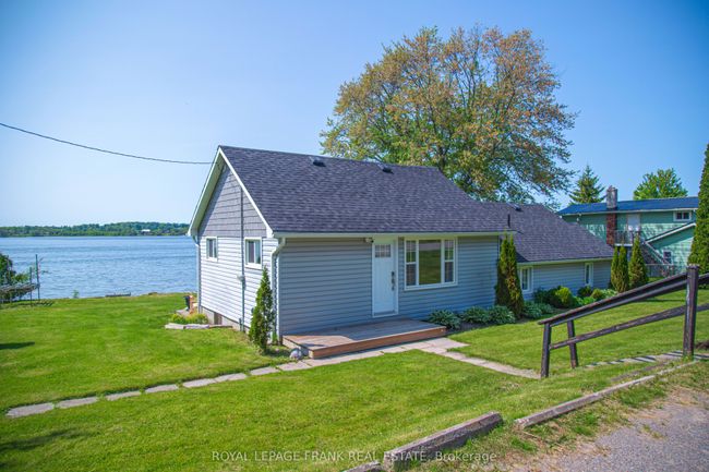 798 Simcoe St, House other with 3 bedrooms, 1 bathrooms and 4 parking in Bridgenorth ON | Image 37