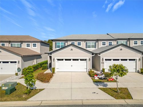 8512 Magnificent Ln, GROVELAND, FL, 34736-0017 | Card Image