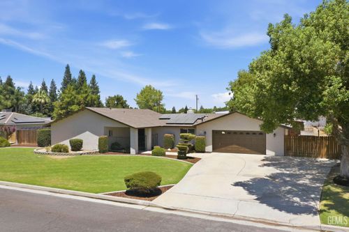 13038 Appaloosa Ave, Bakersfield, CA, 93314-3704 | Card Image