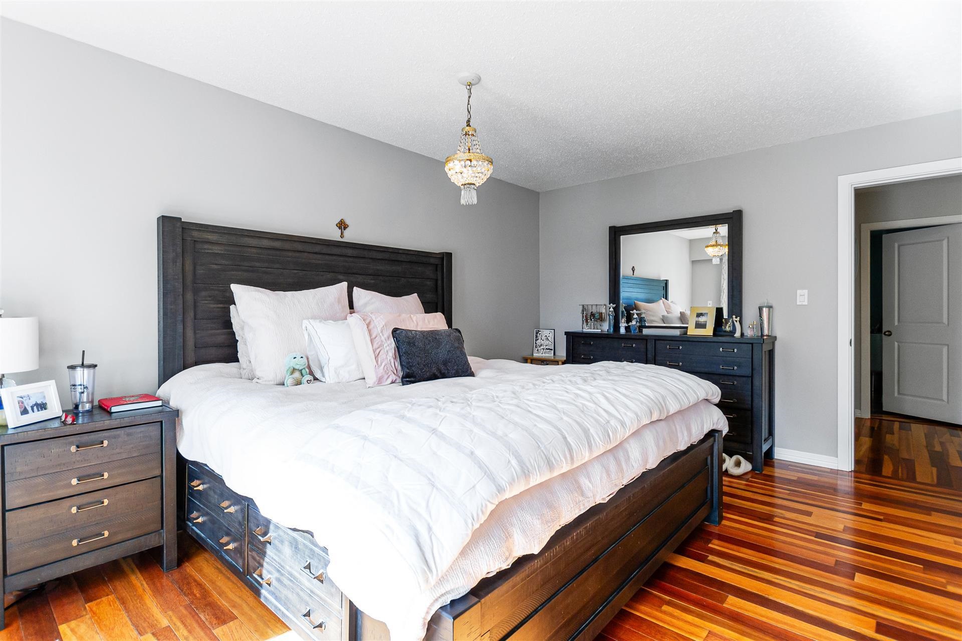 1695 Brunette Avenue, House other with 4 bedrooms, 2 bathrooms and 5 parking in Coquitlam BC | Image 14
