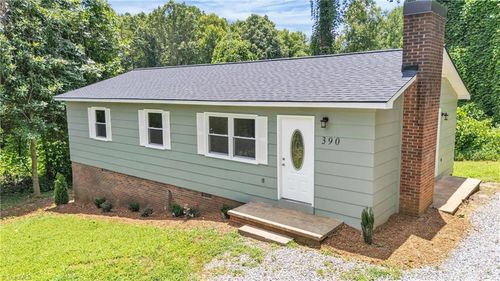390 Hilltop Acres St, North Wilkesboro, NC, 28659-9078 | Card Image