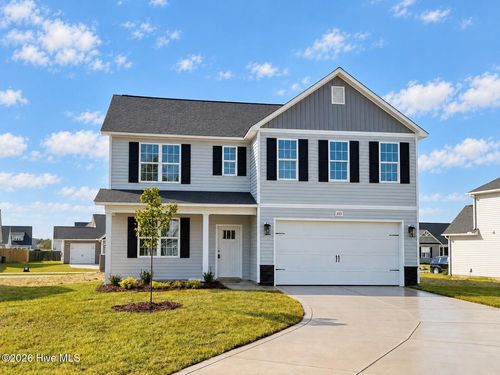 375 Sacksonia St, Raeford, NC, 28376-1636 | Card Image