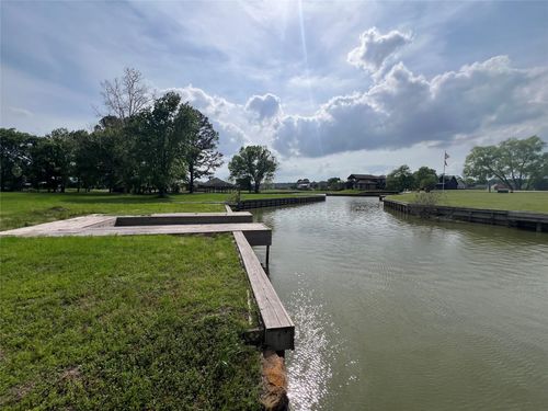 160 Wildwood Lake Dr N, Huntsville, TX, 77340-4477 | Card Image