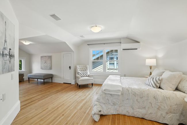 Lots of closets and extra room | Image 25