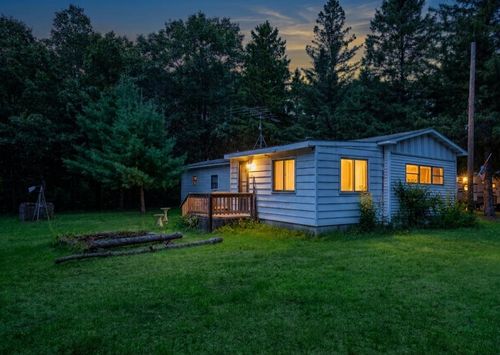 W5878 Wilson Ln, Necedah, WI, 54646-7633 | Card Image