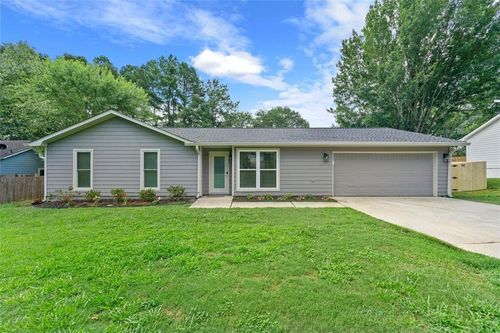 21 Parkmont Dr, Roswell, GA, 30076-1762 | Card Image