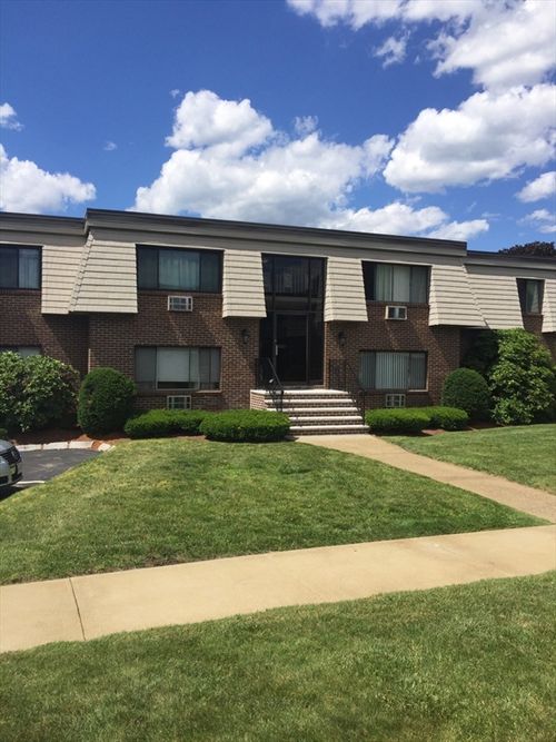 apt-1-1 Hallmark Gdns, Burlington, MA, 01803-3537 | Card Image