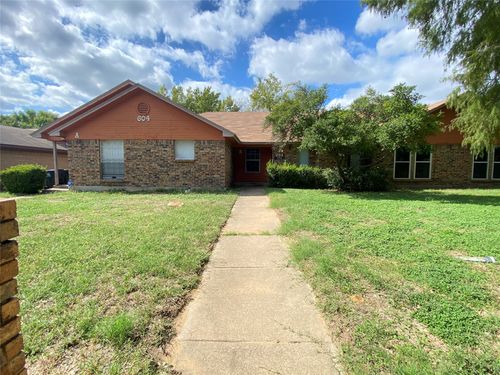 604 Lost Springs Ct, Arlington, TX, 76012-6413 | Card Image