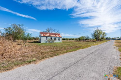 000 S Carter Ave, Westhoff, TX, 77994 | Card Image