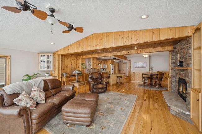 1867 Beach Dr Se, House other with 2 bedrooms, 2 bathrooms and null parking in Forest Lake MN | Image 20
