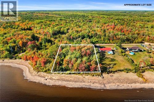 28 Sunview Lane W, Wuhrs Beach, NB, E4B4C2 | Card Image