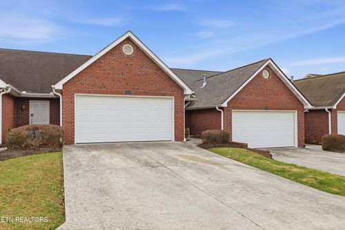 7223 Long Shot Ln, Knoxville, TN, 37918-0996 | Card Image