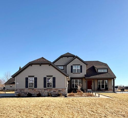 N101W17531 Misty Morning Way, Germantown, WI, 53022-4626 | Card Image