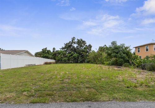 216 Pavonia Rd, NOKOMIS, FL, 34275-3900 | Card Image