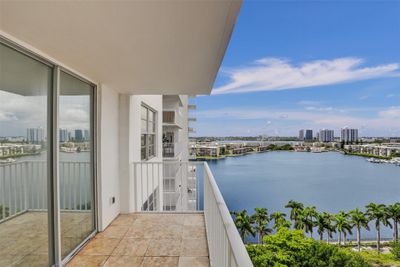 1510E - 2851 Ne 183rd St, Condo with 1 bedrooms, 1 bathrooms and null parking in Aventura FL | Image 1