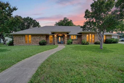 108 Heatherstone Cir, Kaufman, TX, 75142-3801 | Card Image