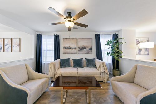 2651 Skyview Shadows Ct, Houston, TX, 77047-8113 | Card Image